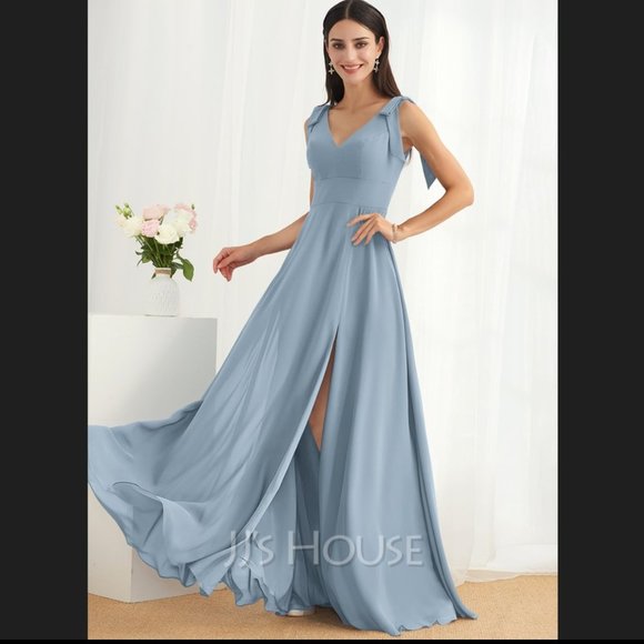 JJ's House A-Line V-neck Chiffon Bridesmaid Dress With Bows Size 8 Dusty Blue - Picture 3 of 8